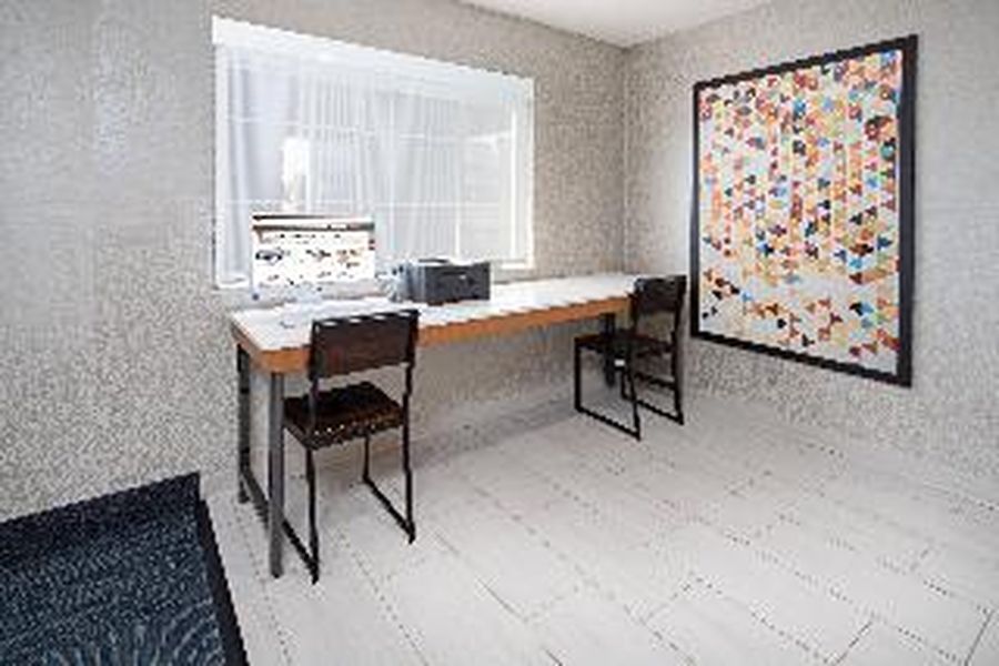 photo-1