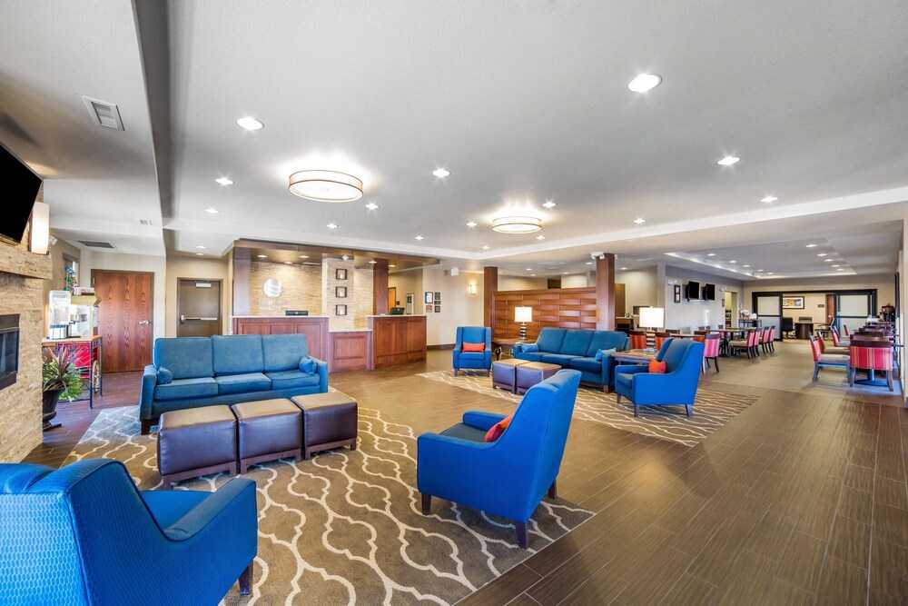 Comfort Inn Suites None Hurb