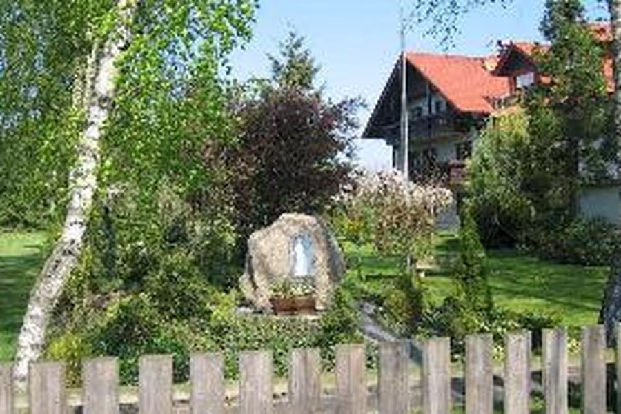 photo-1