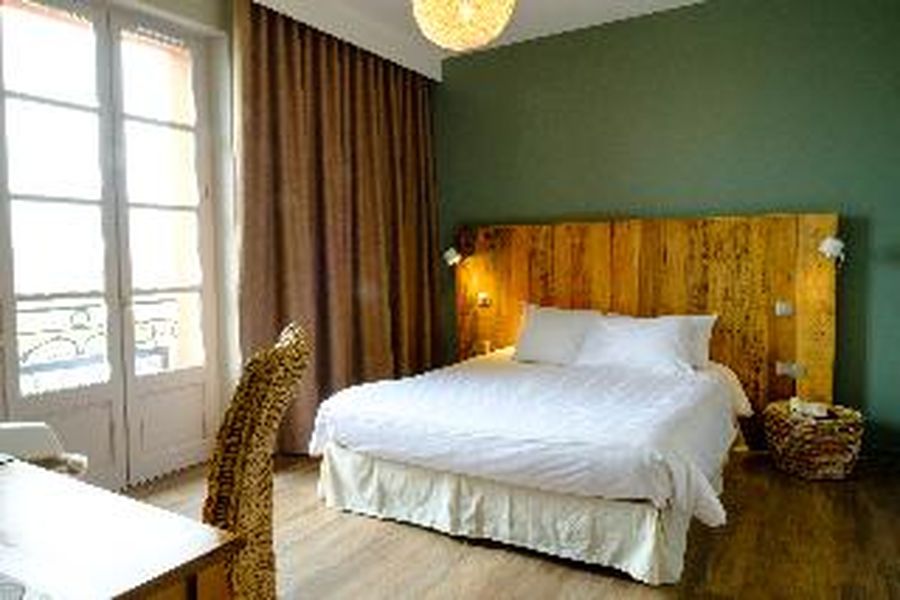 photo-1