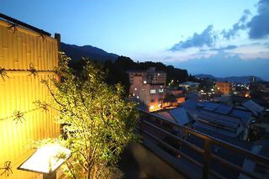 photo-1