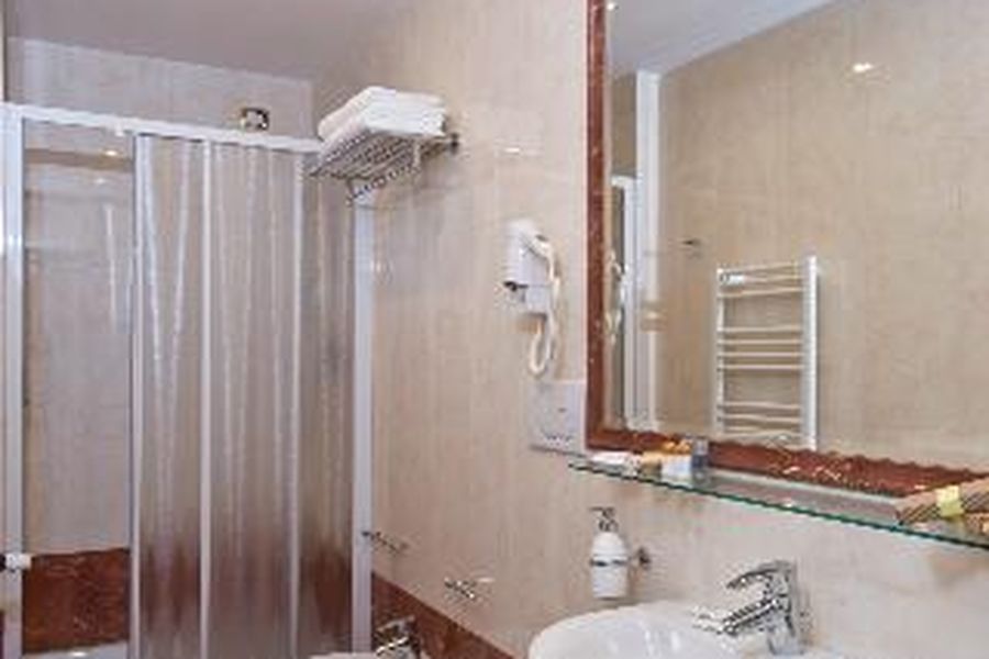 photo-1