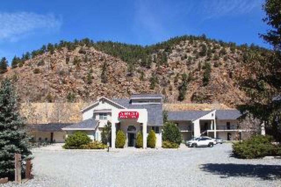 photo-0