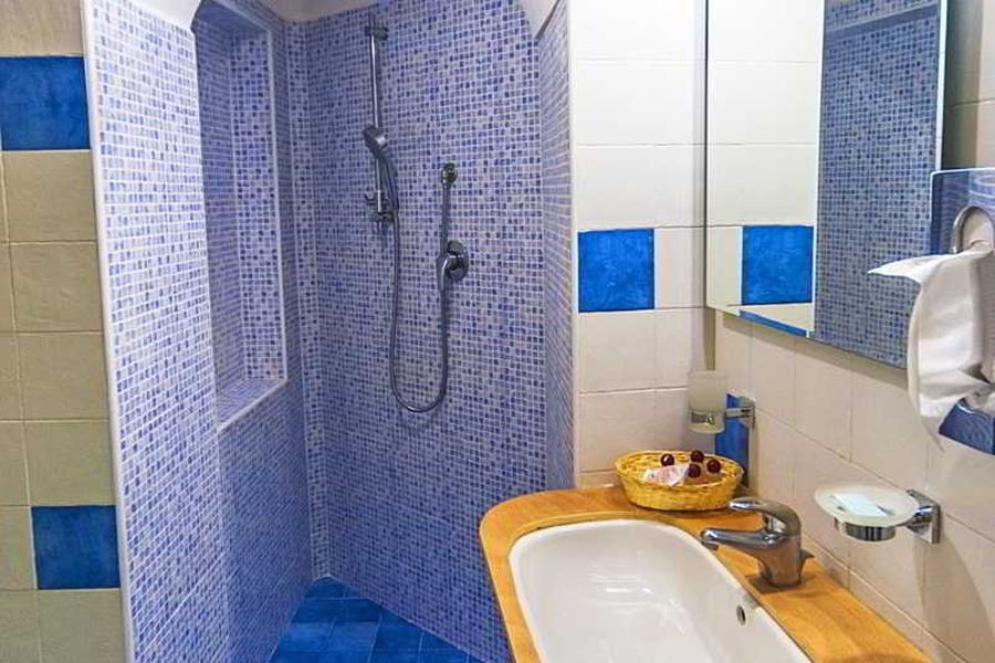 photo-1