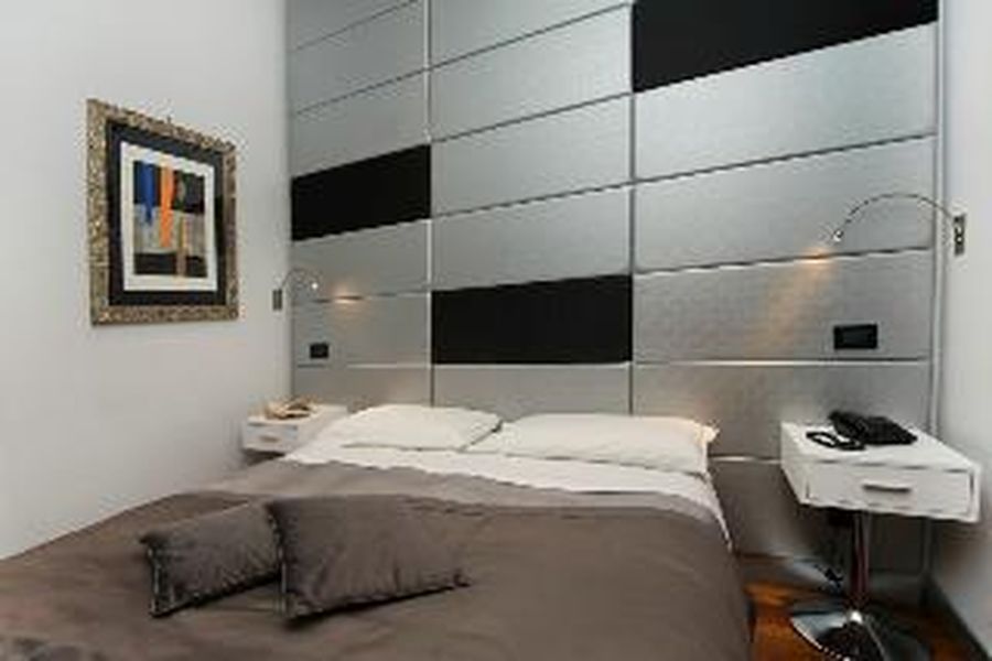 photo-1