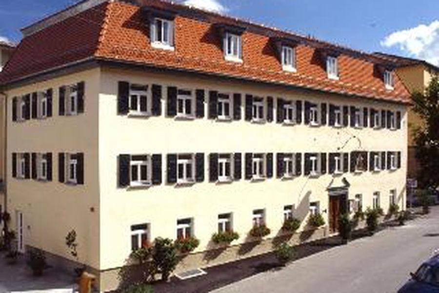 photo-1