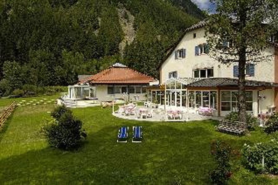 photo-0