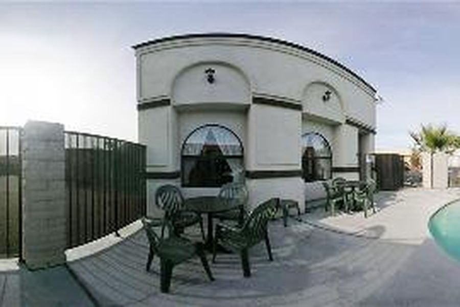 photo-1