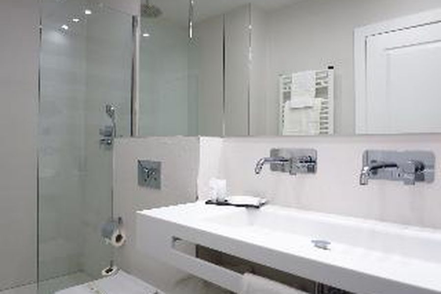 photo-1