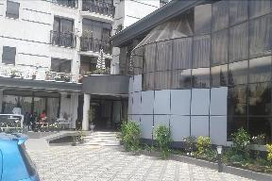 photo-0