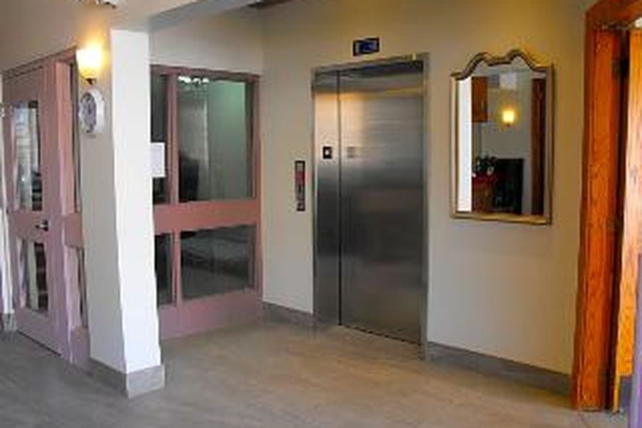 photo-1