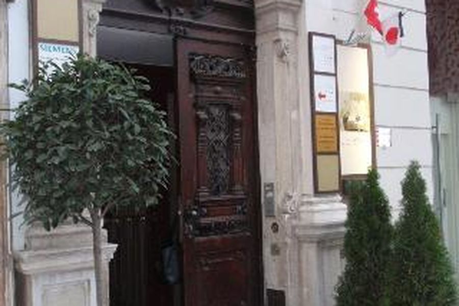 photo-1